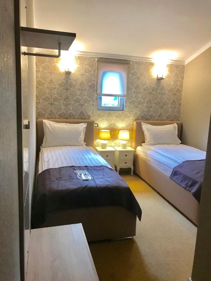 Vila 18 Hotel Boutique Bucarest Esterno foto