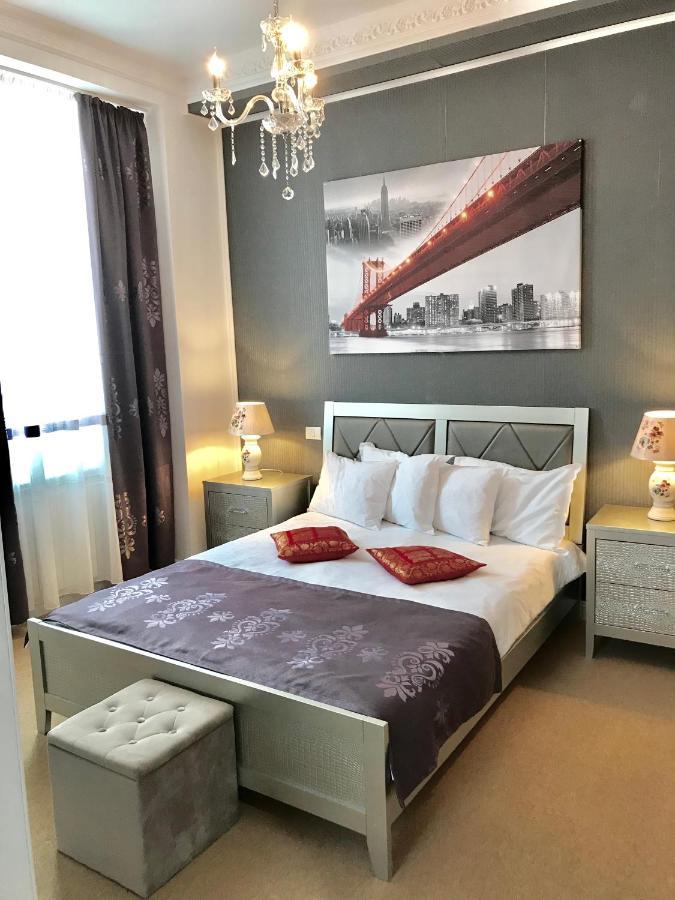 Vila 18 Hotel Boutique Bucarest Esterno foto