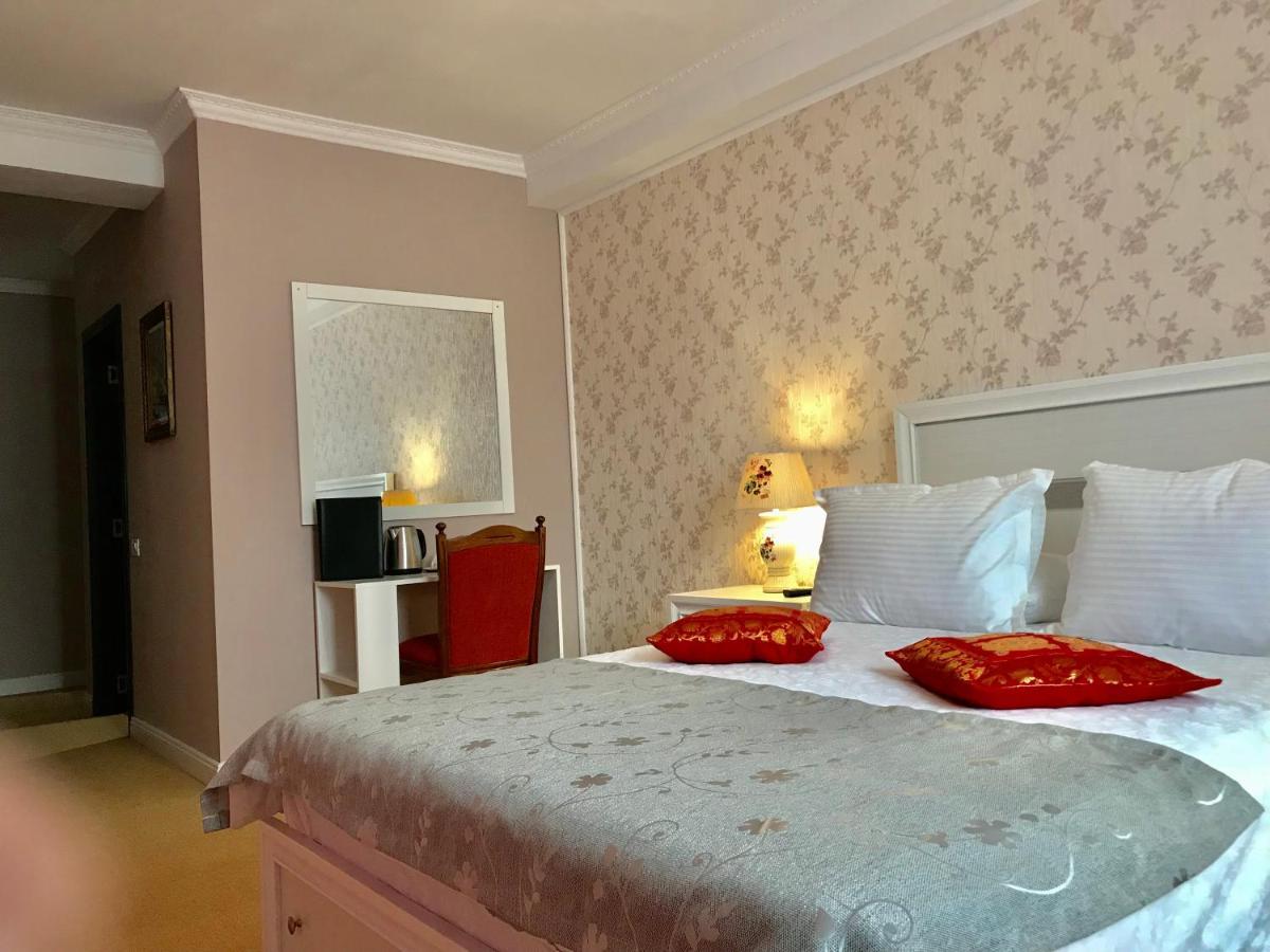Vila 18 Hotel Boutique Bucarest Esterno foto