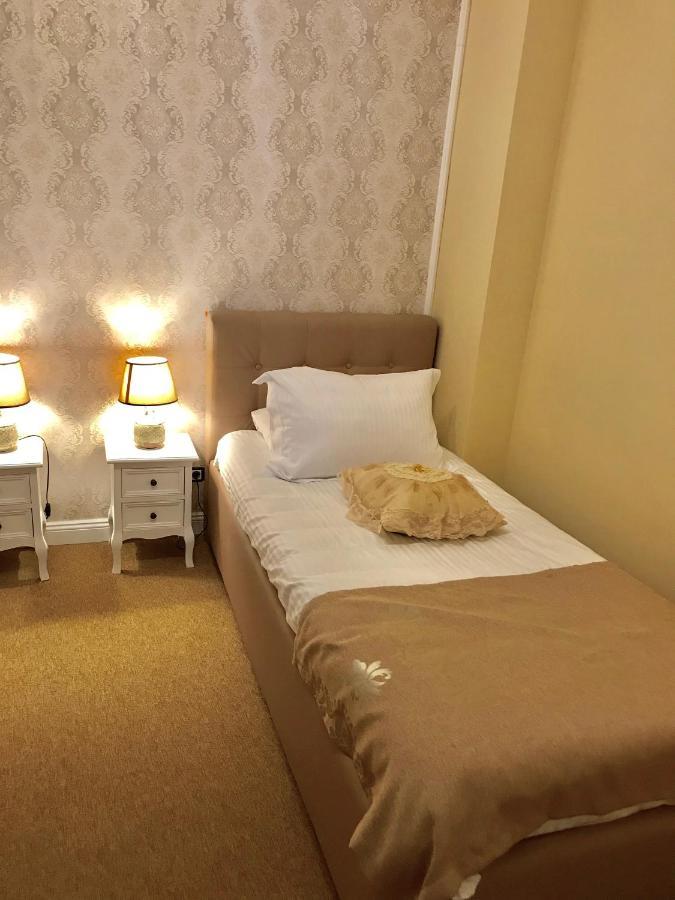 Vila 18 Hotel Boutique Bucarest Esterno foto