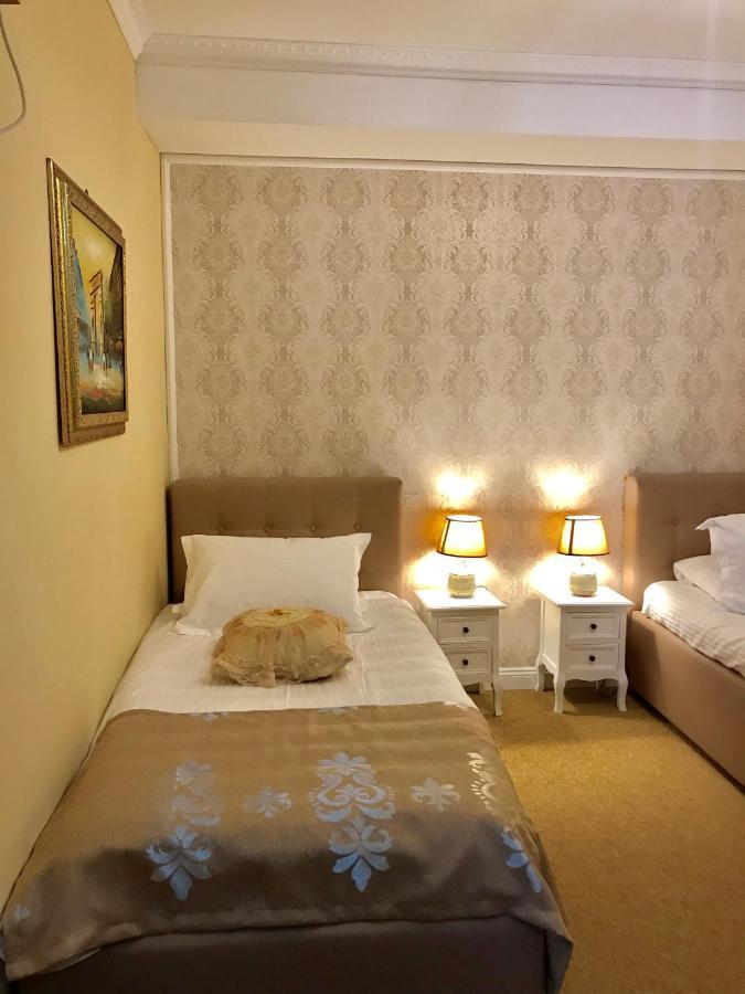 Vila 18 Hotel Boutique Bucarest Esterno foto
